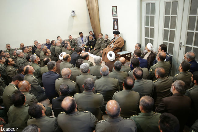 The Leader meets with the Army commanders and senior officials