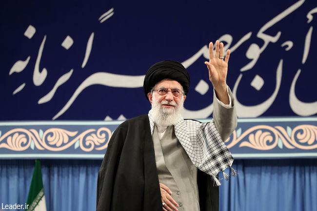 Ayatollah Khamenei meets with thousands of people from East Azerbaijan Province