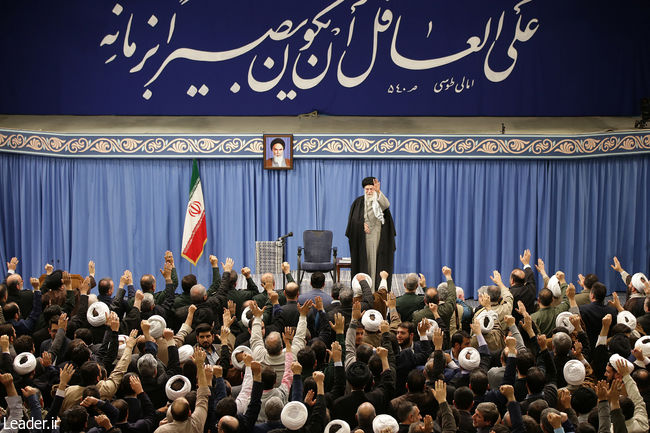 Ayatollah Khamenei meets with thousands of people from East Azerbaijan Province