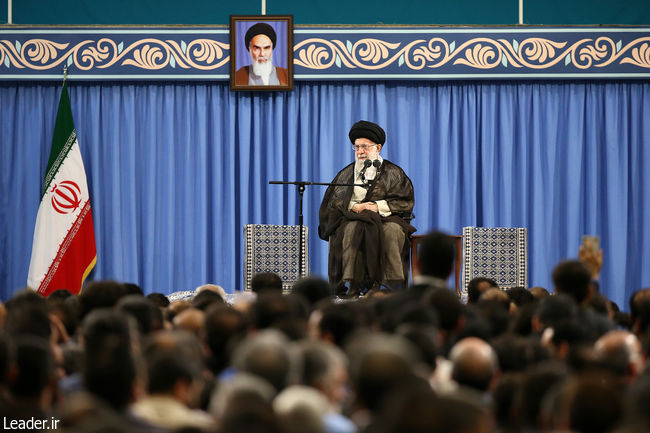 Ayatollah Khamenei meets with thousands of workers from across Iran