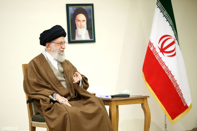 The Supreme Leader of the Islamic Revolution met with the Emir of Qatar and his accompanying delegation