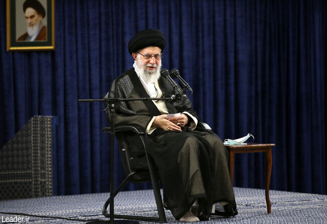 The Leader of the Islamic Revolution in meeting a group of Hajj organizers: