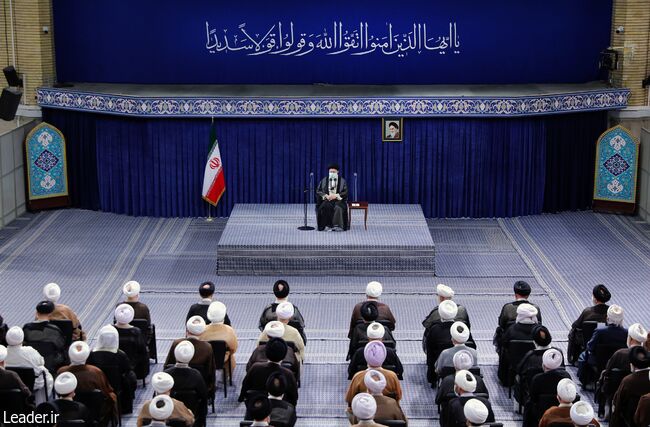 บรรดาอิหม่ามนมาซวันศุกร์ทั่วประเทศ เข้าพบท่านผู้นำสูงสุดการปฏิวัติอิสลาม