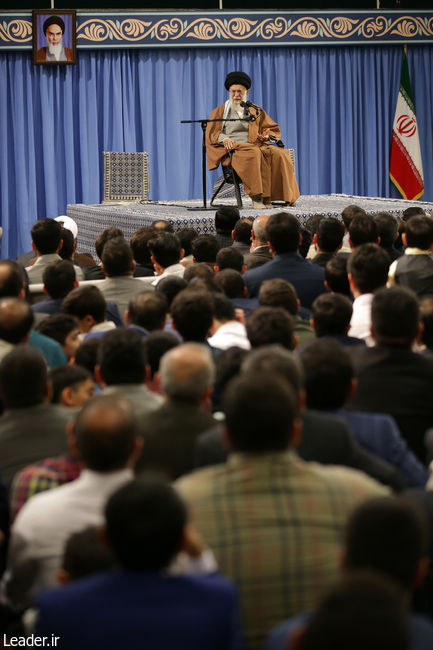 The Leader meets with a group of IRGC staff and their families