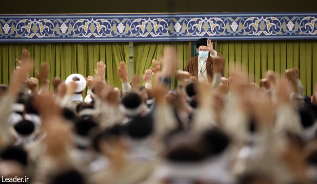 İslam İnkılabı Lideri'nin gönüllü seferberlik teşkilatı üyelerini kabul etmesi