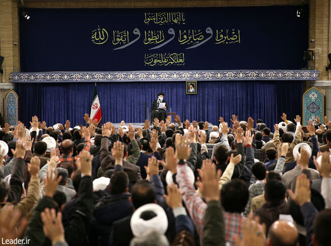The Leader met a group of people from Qom
