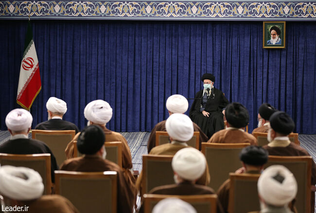 The Leader of the Islamic Revolution in the meeting with the members of the Assembly of Experts of the Leadership: